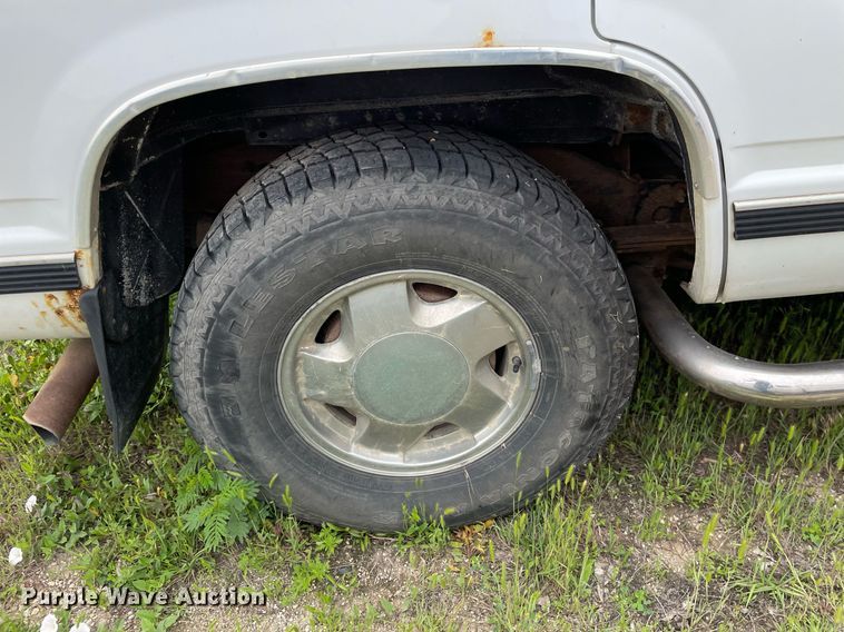 image for item LY9750 1999 Chevrolet Tahoe  SUV