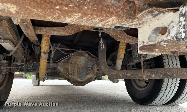 image for item LY9751 2004 Ford F350 Super Duty  Crew Cab utility bed pickup truck