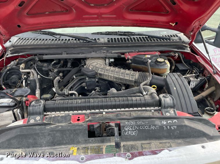 image for item LY9752 2006 Ford  F350 Super Duty  SuperCab utility bed pickup truck