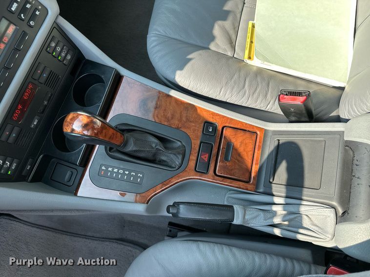 image for item MB9533 1998 BMW 540i