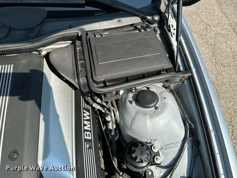 image for item MB9533 1998 BMW 540i