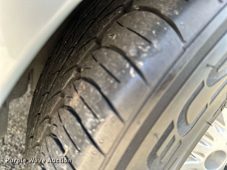 image for item MB9533 1998 BMW 540i