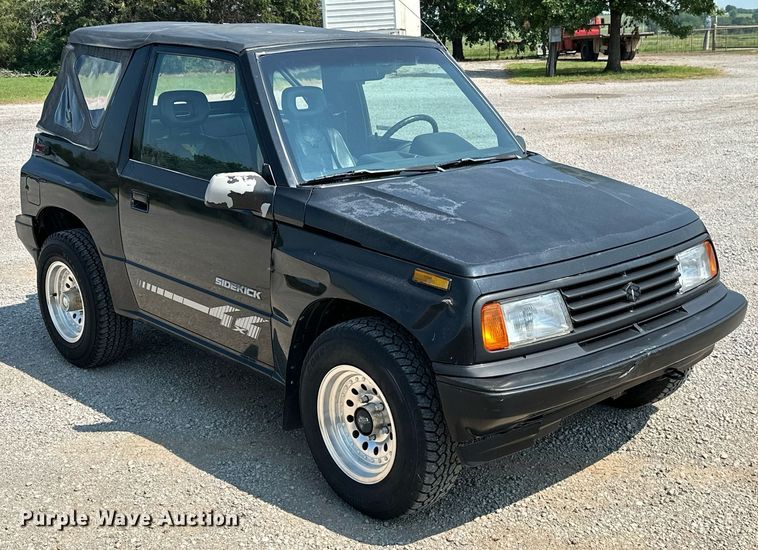 image for item MB9536 1995 Suzuki Sidekick JX  SUV