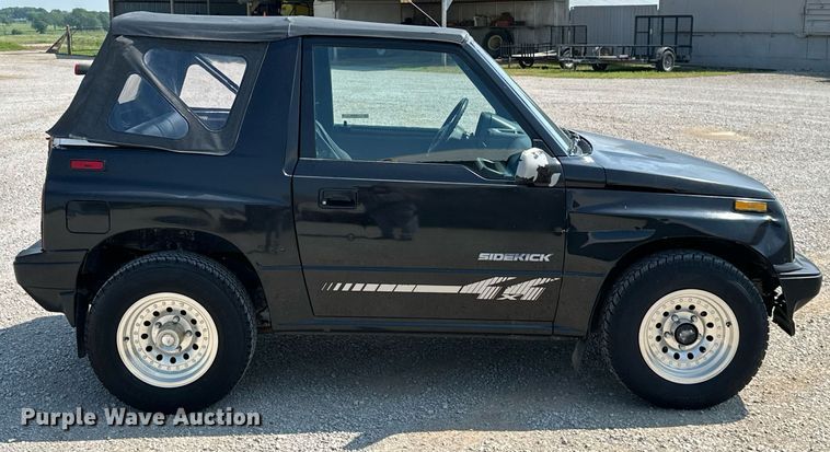 image for item MB9536 1995 Suzuki Sidekick JX  SUV