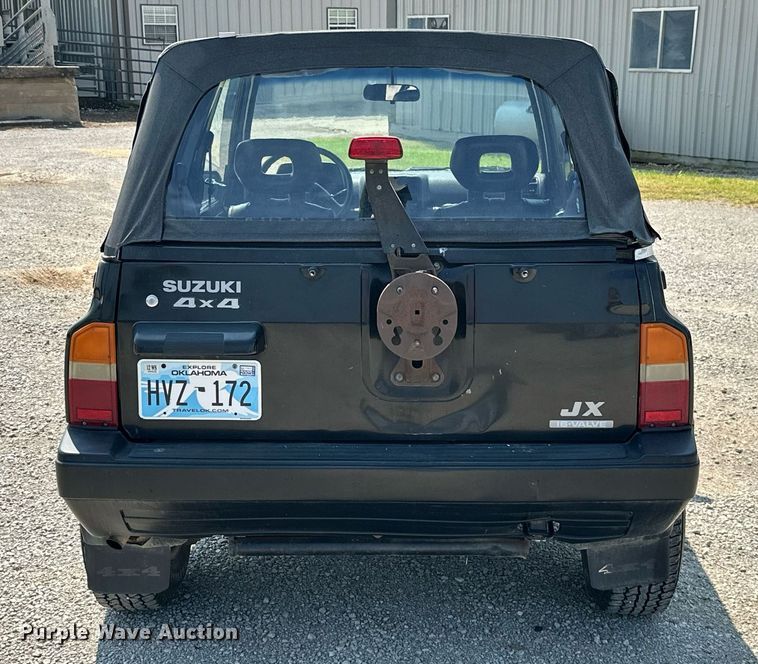 image for item MB9536 1995 Suzuki Sidekick JX  SUV