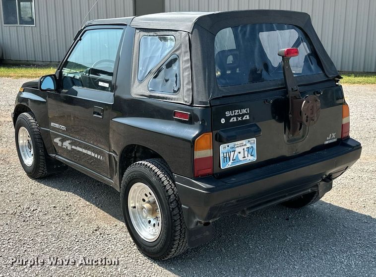 image for item MB9536 1995 Suzuki Sidekick JX  SUV