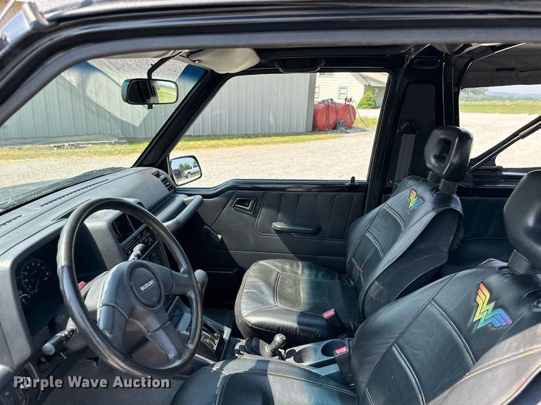 image for item MB9536 1995 Suzuki Sidekick JX  SUV