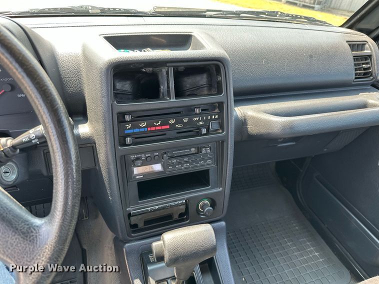 image for item MB9536 1995 Suzuki Sidekick JX  SUV