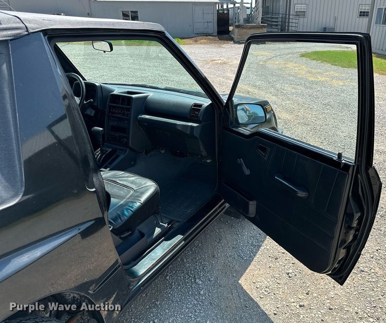 image for item MB9536 1995 Suzuki Sidekick JX  SUV