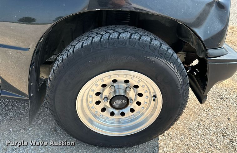 image for item MB9536 1995 Suzuki Sidekick JX  SUV