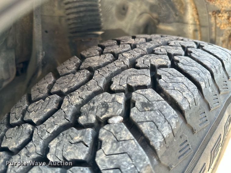 image for item MB9536 1995 Suzuki Sidekick JX  SUV