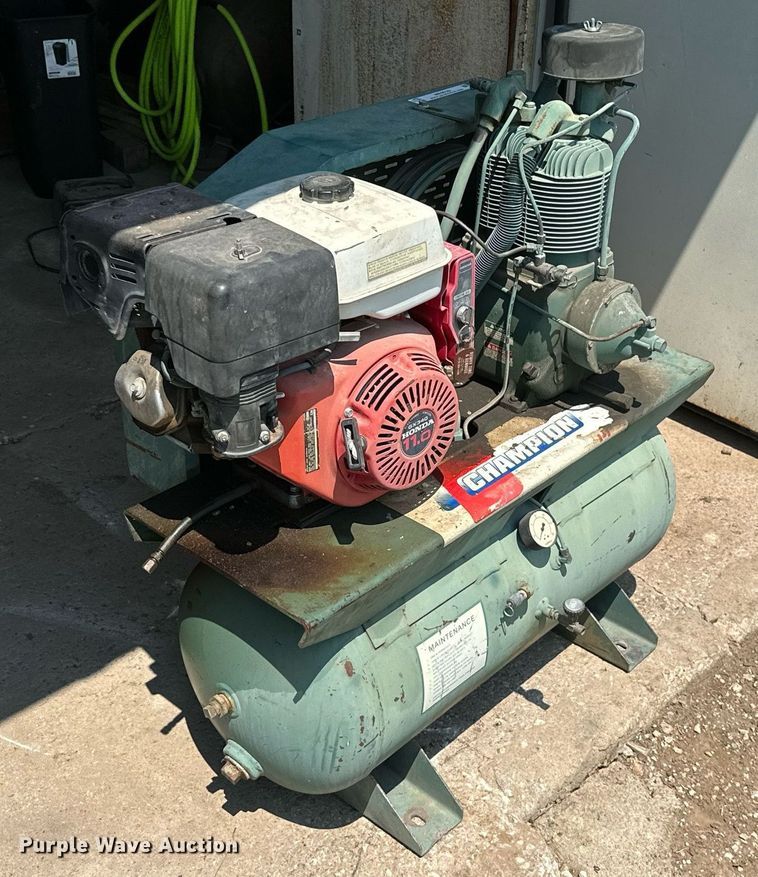 image for item MB9539 Champion  air compressor