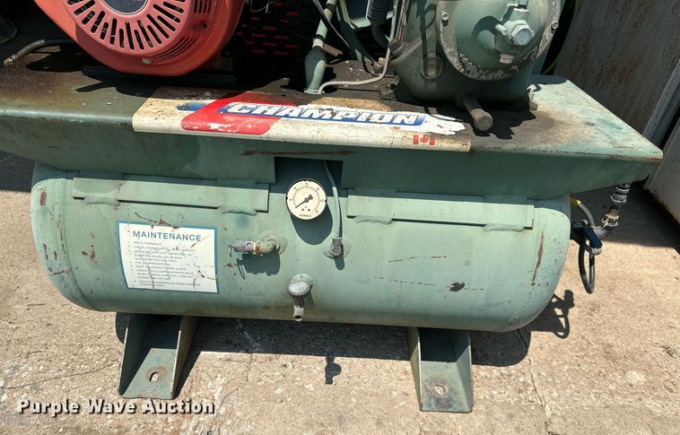 image for item MB9539 Champion  air compressor