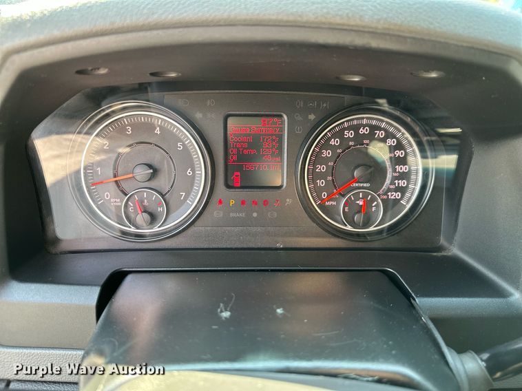 image for item MB9542 2016 Dodge Ram 1500  Crew Cab pickup truck