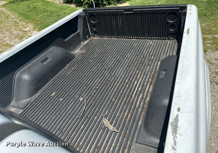 image for item MB9547 1998 Dodge Dakota  Club Cab pickup truck