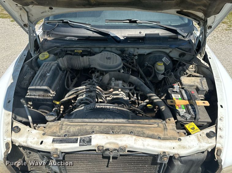 image for item MB9547 1998 Dodge Dakota  Club Cab pickup truck