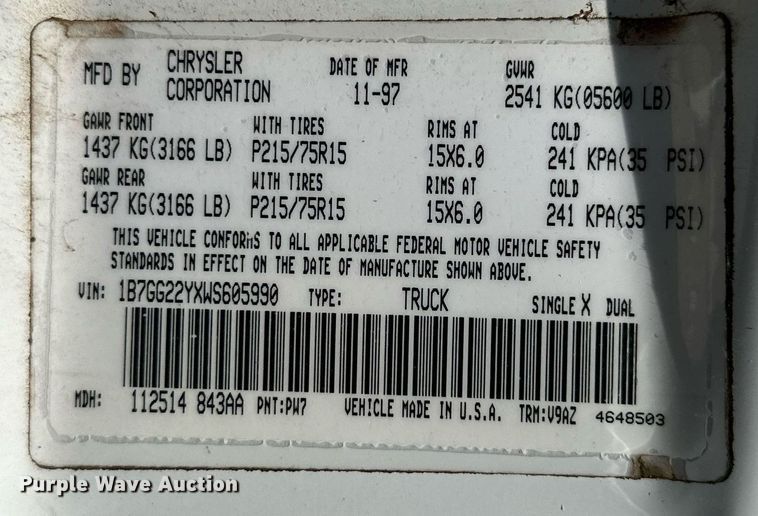 image for item MB9547 1998 Dodge Dakota  Club Cab pickup truck