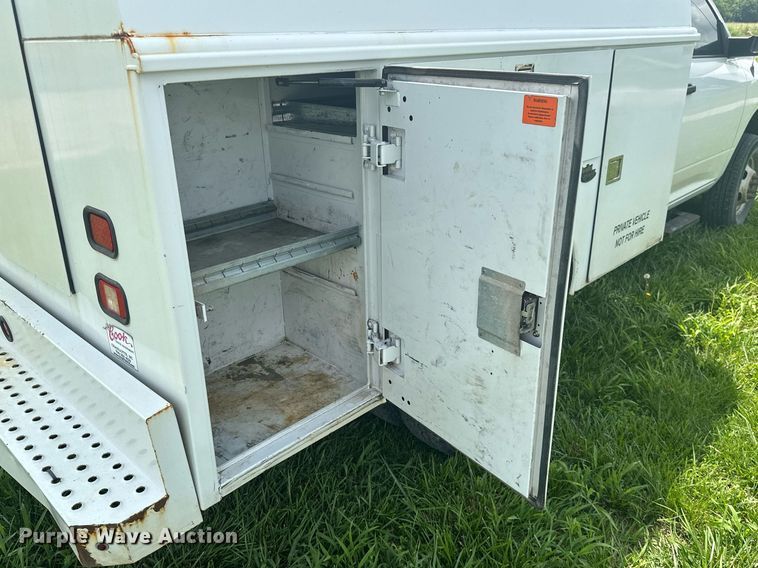 image for item MB9566 2011 Dodge Ram 3500  utility bed pickup truck