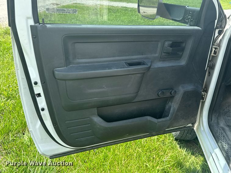 image for item MB9566 2011 Dodge Ram 3500  utility bed pickup truck