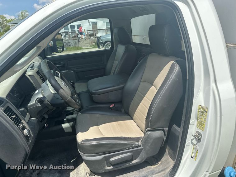 image for item MB9566 2011 Dodge Ram 3500  utility bed pickup truck