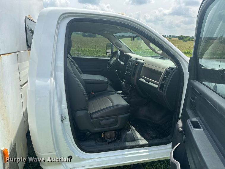 image for item MB9566 2011 Dodge Ram 3500  utility bed pickup truck