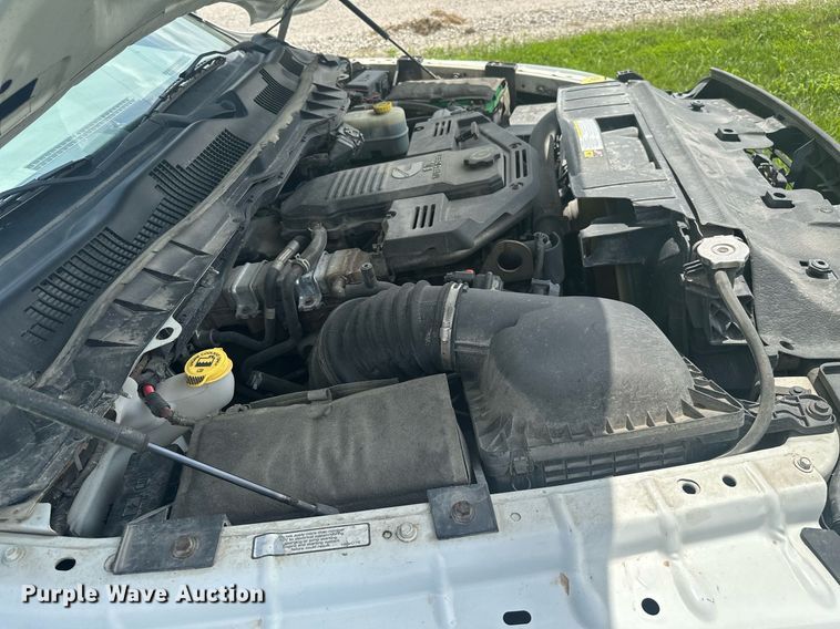 image for item MB9566 2011 Dodge Ram 3500  utility bed pickup truck