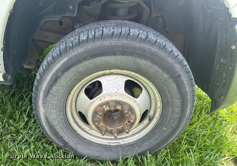 image for item MB9566 2011 Dodge Ram 3500  utility bed pickup truck