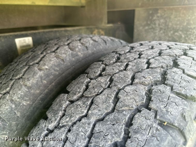 image for item MB9566 2011 Dodge Ram 3500  utility bed pickup truck