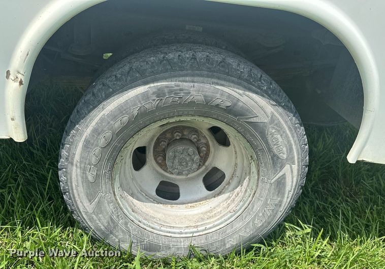 image for item MB9566 2011 Dodge Ram 3500  utility bed pickup truck