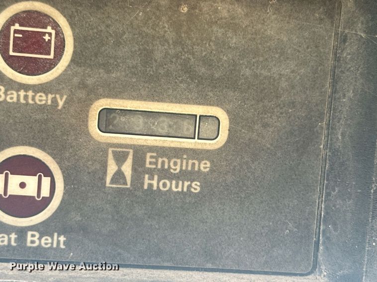 image for item MB9567 1987 Case 1835C  skid steer loader