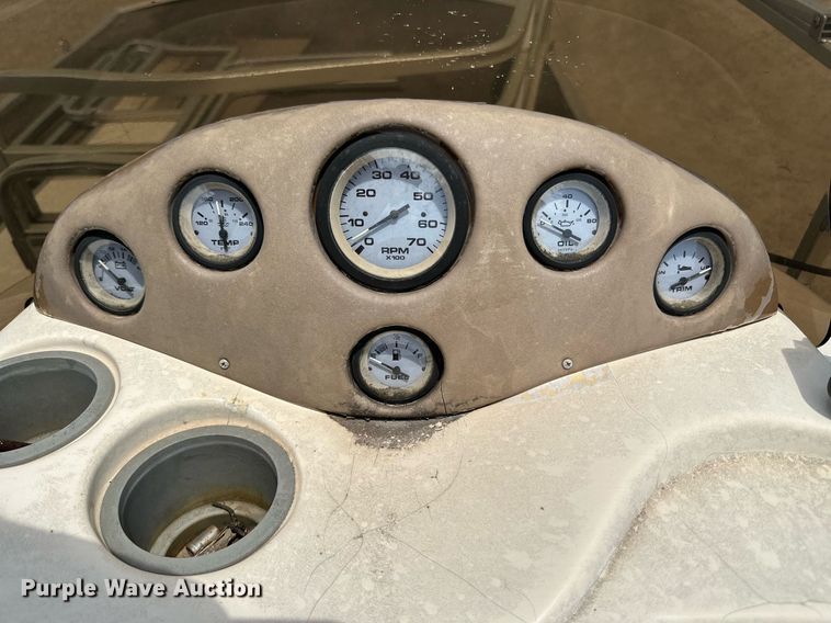 image for item MB9606 2001 Sun Tracker  pontoon boat