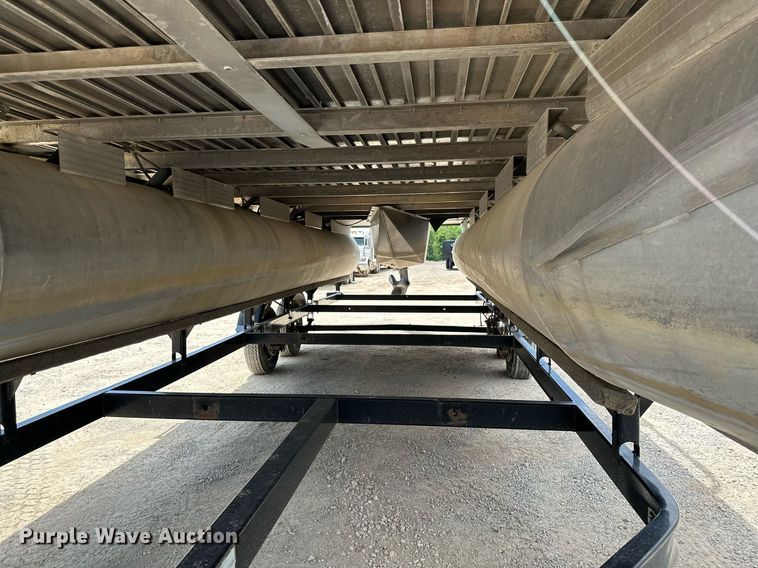 image for item MB9606 2001 Sun Tracker  pontoon boat