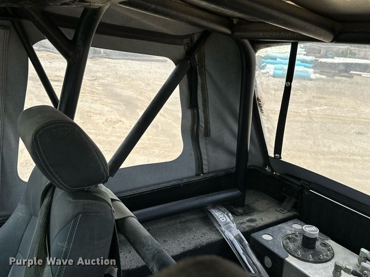 image for item MB9610 1994 Jeep Wrangler  SUV