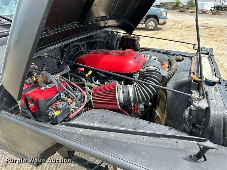 image for item MB9610 1994 Jeep Wrangler  SUV