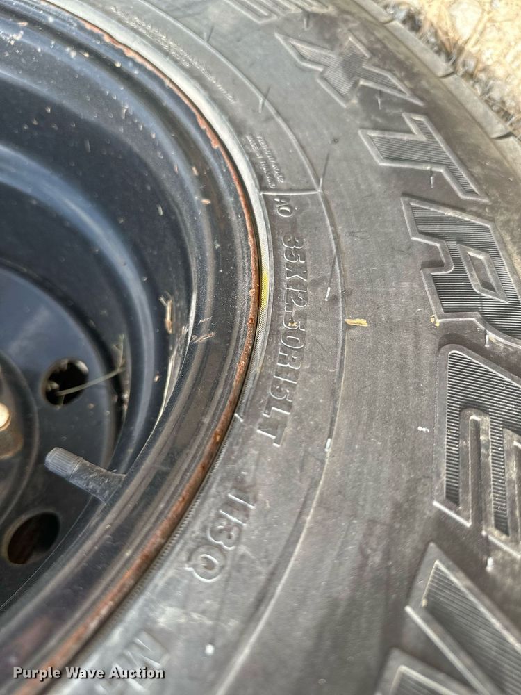 image for item MB9610 1994 Jeep Wrangler  SUV