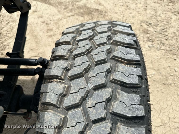 image for item MB9610 1994 Jeep Wrangler  SUV