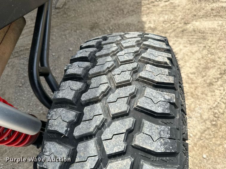 image for item MB9610 1994 Jeep Wrangler  SUV