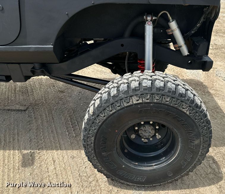 image for item MB9610 1994 Jeep Wrangler  SUV