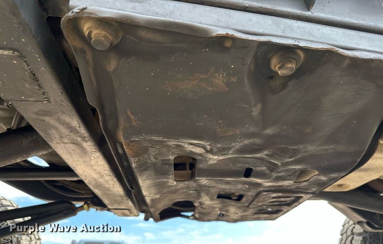 image for item MB9610 1994 Jeep Wrangler  SUV