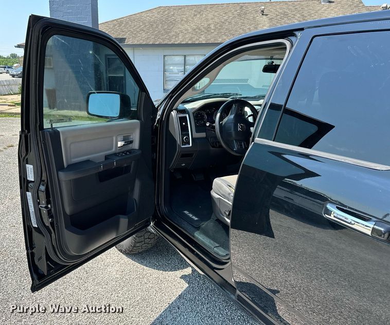 image for item MB9622 2012 Dodge Ram 1500 Big Horn  Quad Cab pickup truck