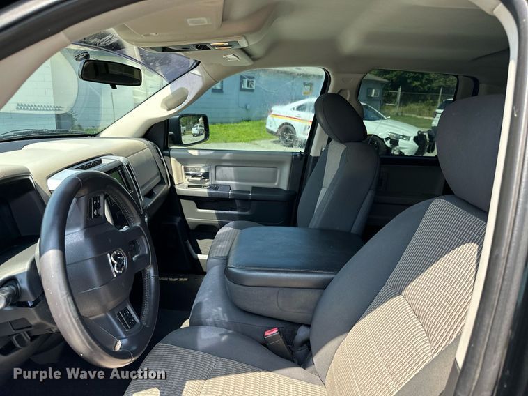 image for item MB9622 2012 Dodge Ram 1500 Big Horn  Quad Cab pickup truck