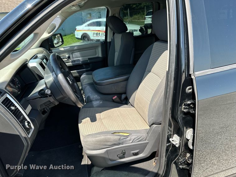 image for item MB9622 2012 Dodge Ram 1500 Big Horn  Quad Cab pickup truck