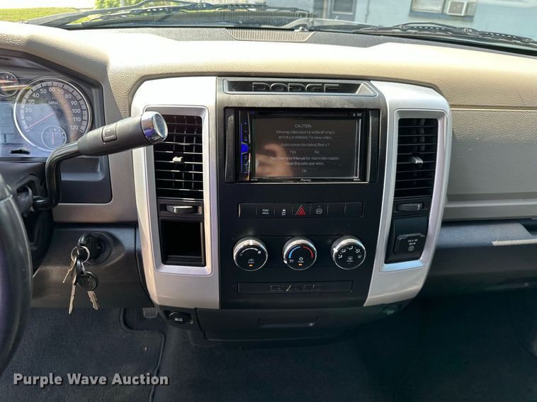 image for item MB9622 2012 Dodge Ram 1500 Big Horn  Quad Cab pickup truck