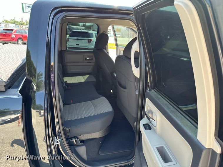 image for item MB9622 2012 Dodge Ram 1500 Big Horn  Quad Cab pickup truck