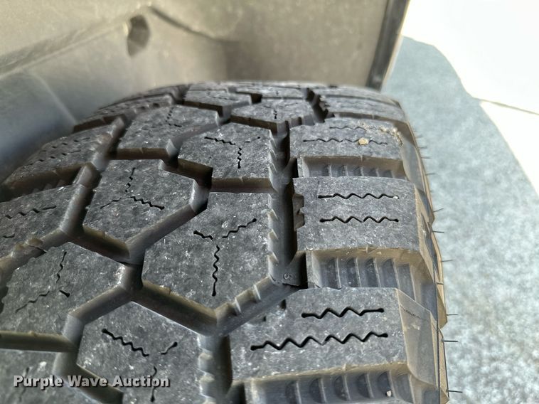 image for item MB9622 2012 Dodge Ram 1500 Big Horn  Quad Cab pickup truck