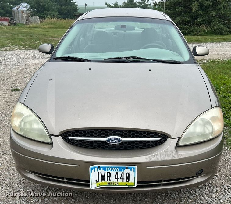 image for item MC9970 2003 Ford Taurus SE