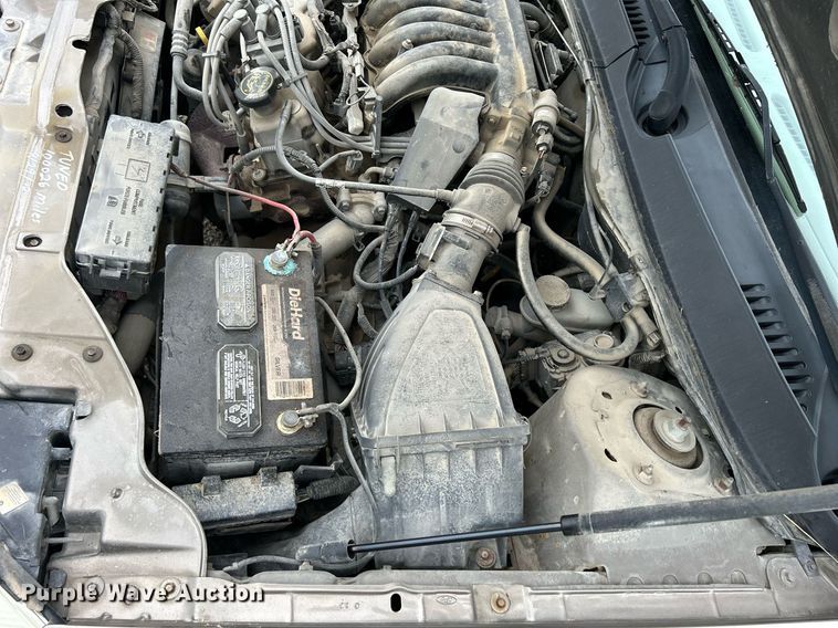 image for item MC9970 2003 Ford Taurus SE