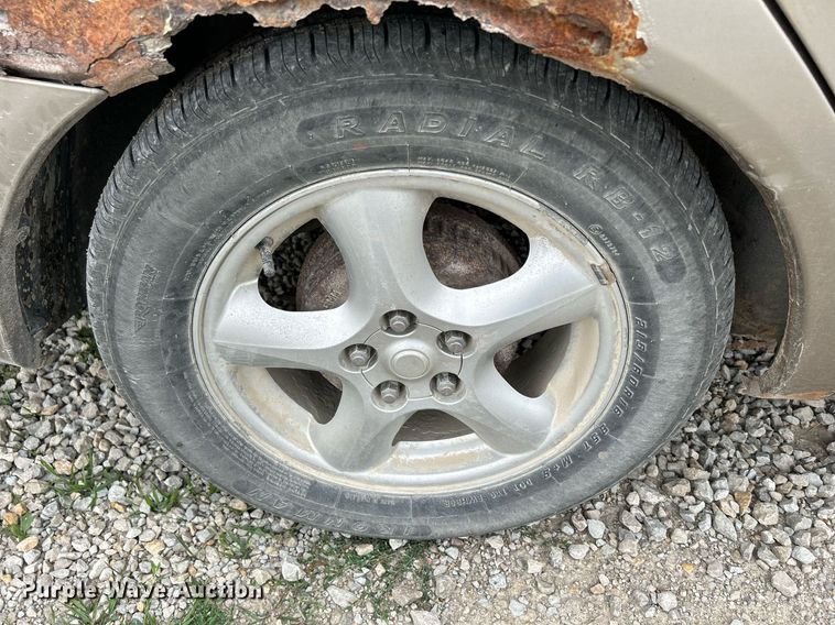 image for item MC9970 2003 Ford Taurus SE