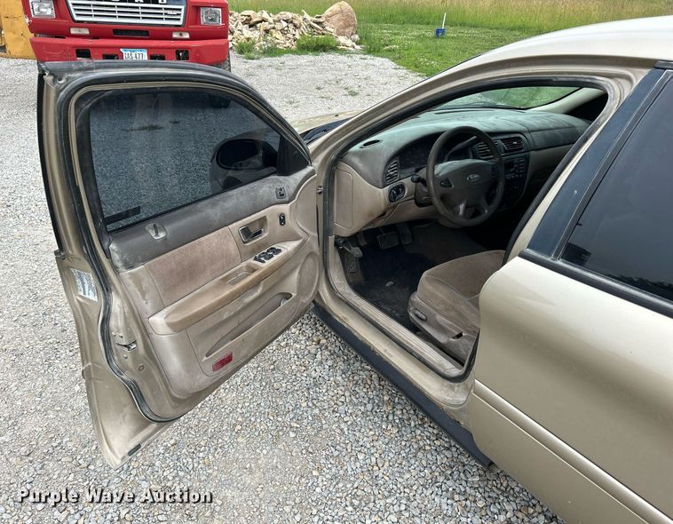 image for item MC9971 2001 Ford Taurus SES