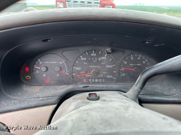 image for item MC9971 2001 Ford Taurus SES